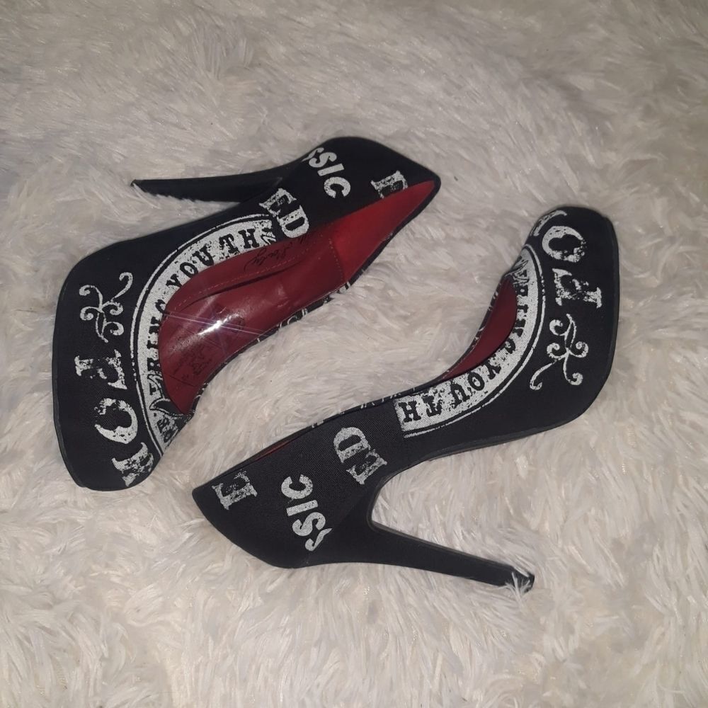 Ed Hardy Black Heels with Stiletto Design